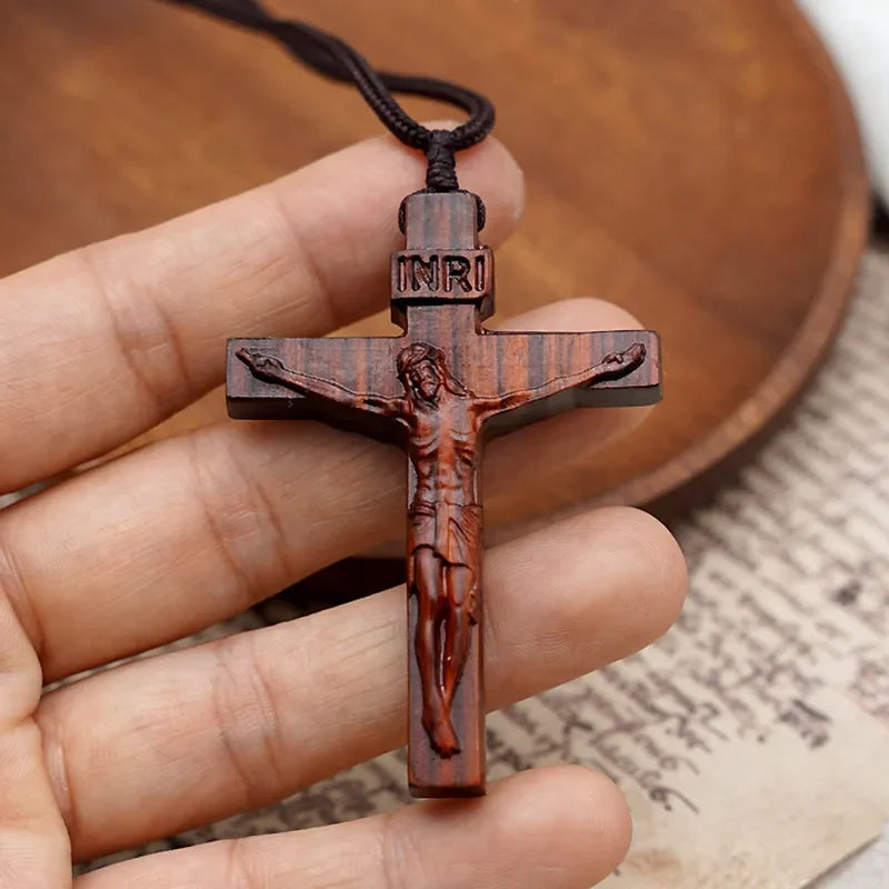 Jezus Kruis Houten Ketting (1+1 GRATIS)