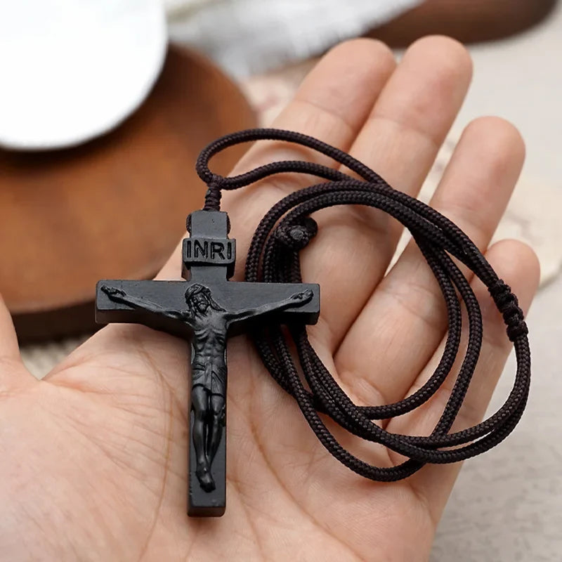 Jezus Kruis Houten Ketting (1+1 GRATIS)