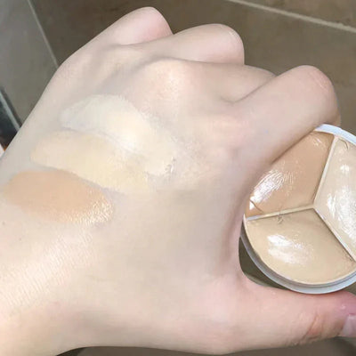 Driekleurige multifunctionele concealer - 1+1 Gratis