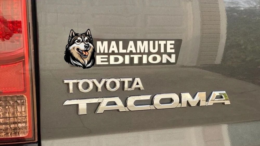 Alaskan Malamute Auto Badge Autoembleem