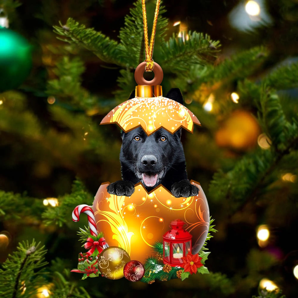 Zwart German Shepherd In Kerst Gouden Ei Ornament