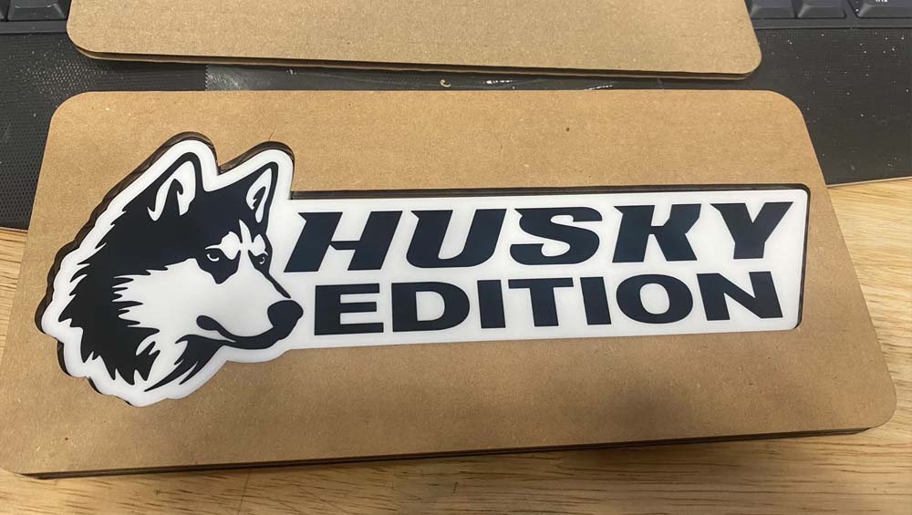 Husky Auto Badge Autoembleem