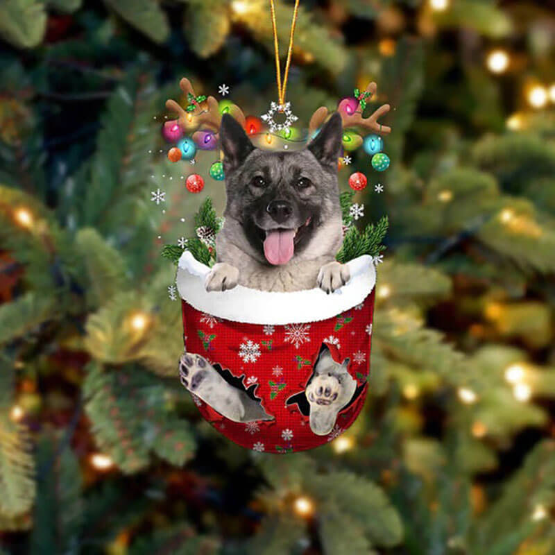 Norwegian Elkhound In Sneeuw Zak Ornament