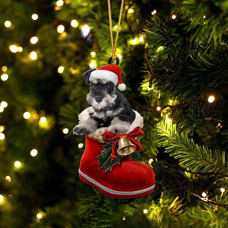 Miniature Schnauzer in Kerstschoen Ornament