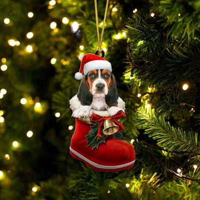 Basset Hound in Kerstschoen Ornament