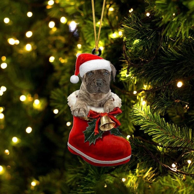 Bullmastiff in Kerstschoen Ornament