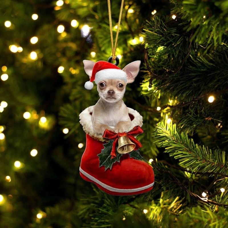 Chihuahua in Kerstschoen Ornament