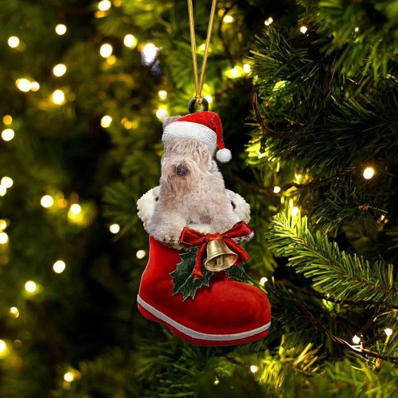 Soft-coated Wheaten Terrier in Kerstschoen Ornament