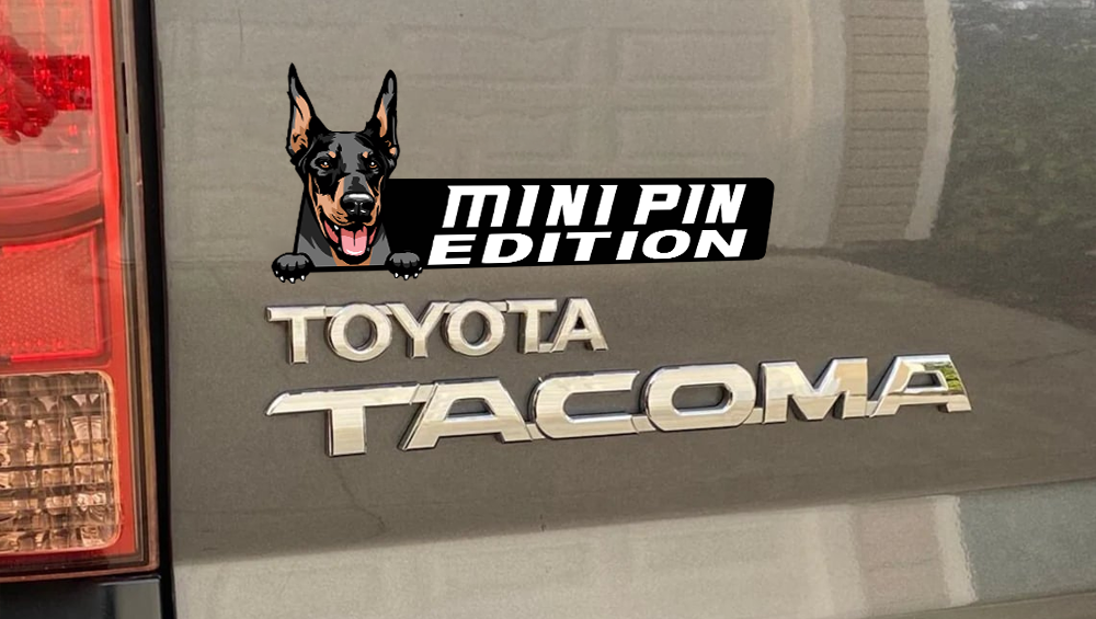 Miniature Pinscher Auto Badge Autoembleem