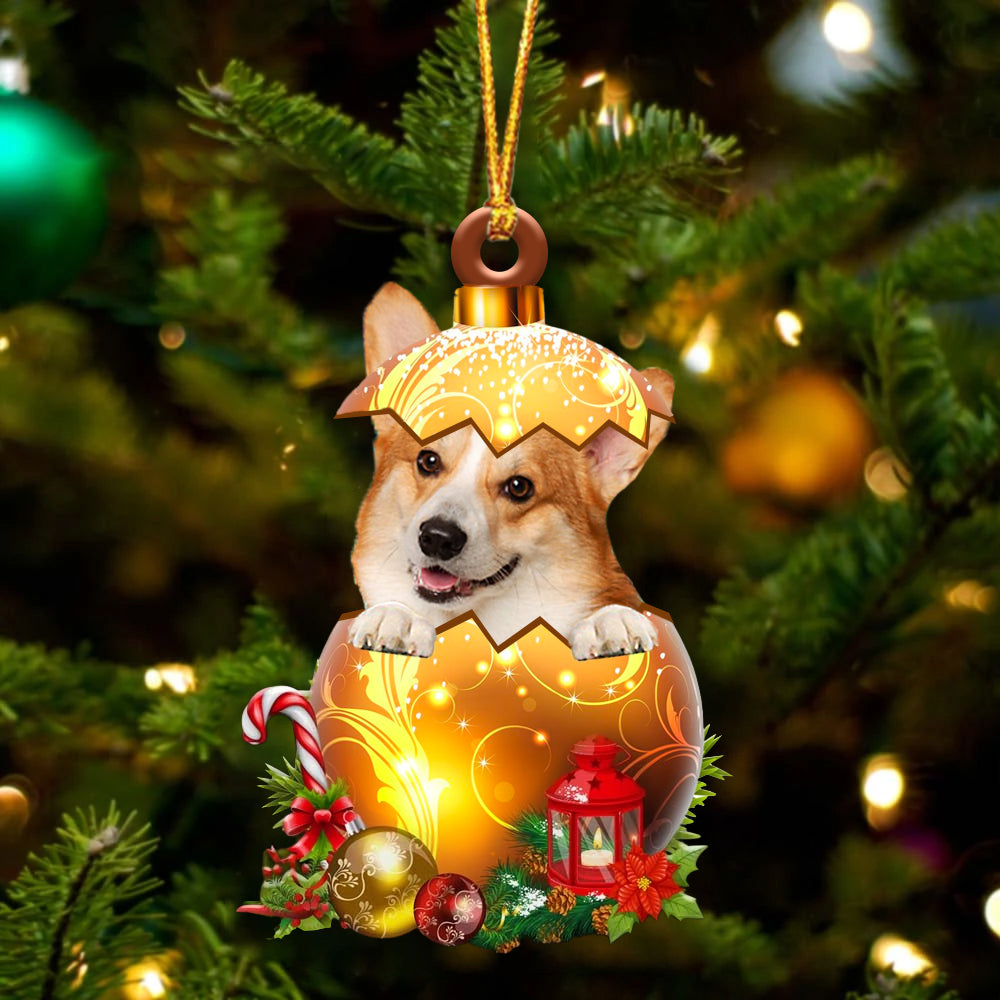 Pembroke Welsh Corgi In Kerst Gouden Ei Ornament