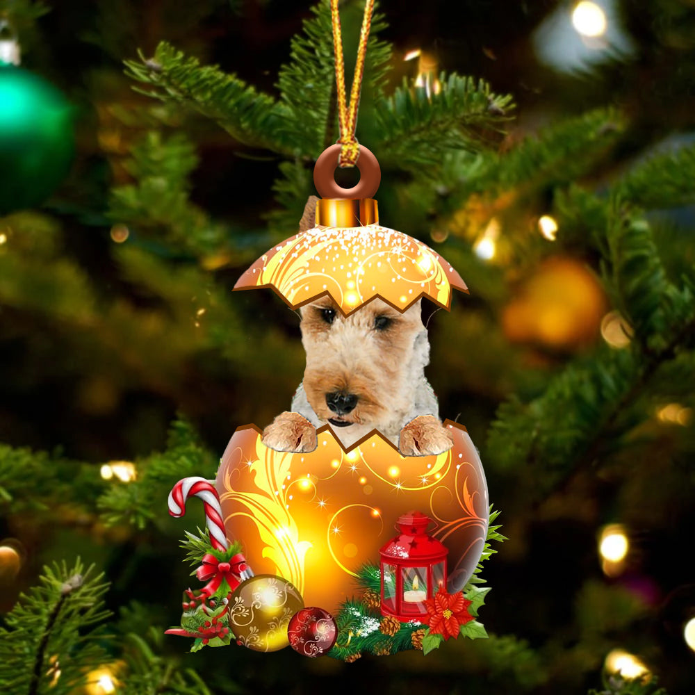 Wire Fox Terrier2 In Kerst Gouden Ei Ornament