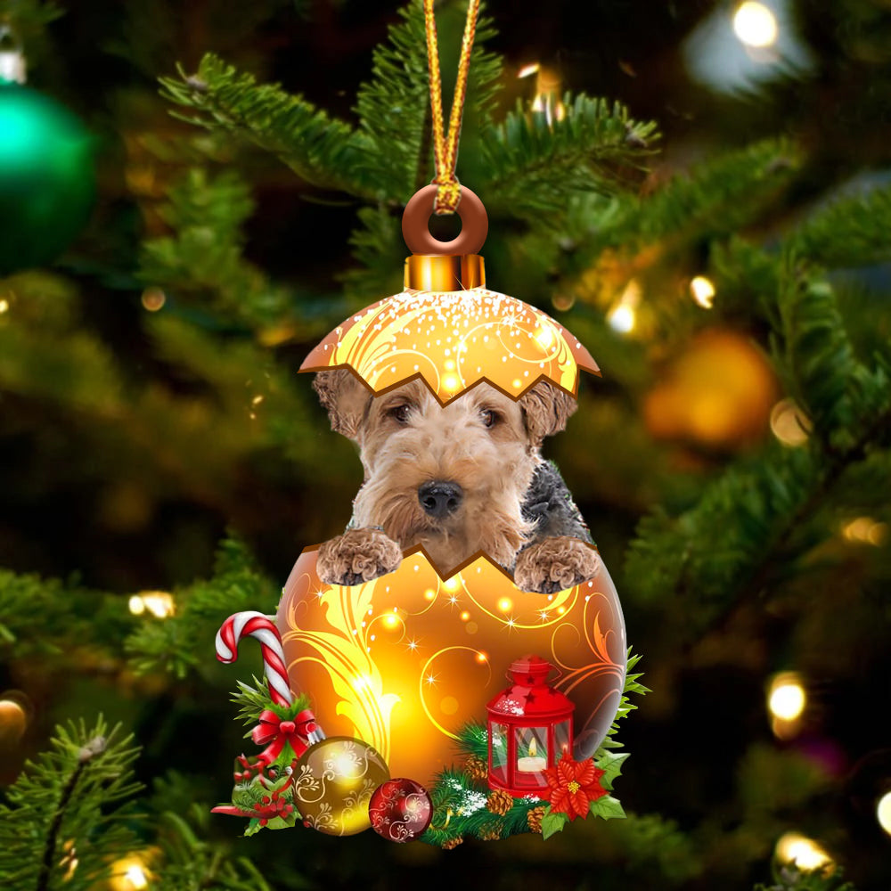 Wire Fox Terrier.. In Kerst Gouden Ei Ornament