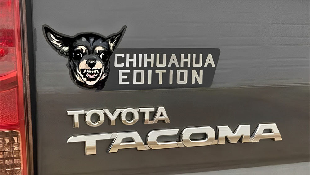 Black Chihuahua Auto Badge Autoembleem