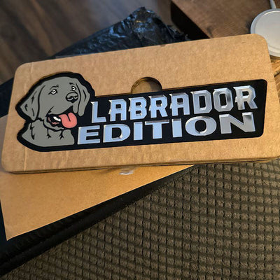 Zilver Labrador Auto Badge Autoembleem