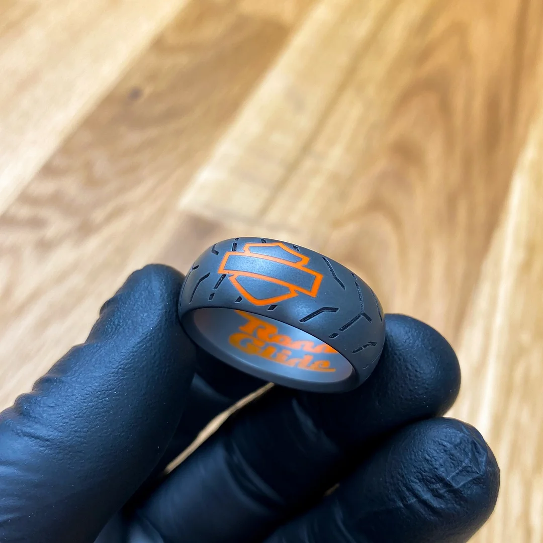 1+1 GRATIS | Zwarte titanium en cerakote Moto velgringen