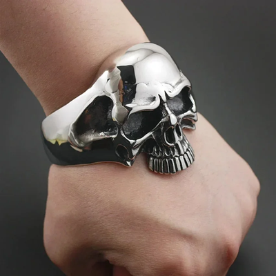 Phantom Skull Armband